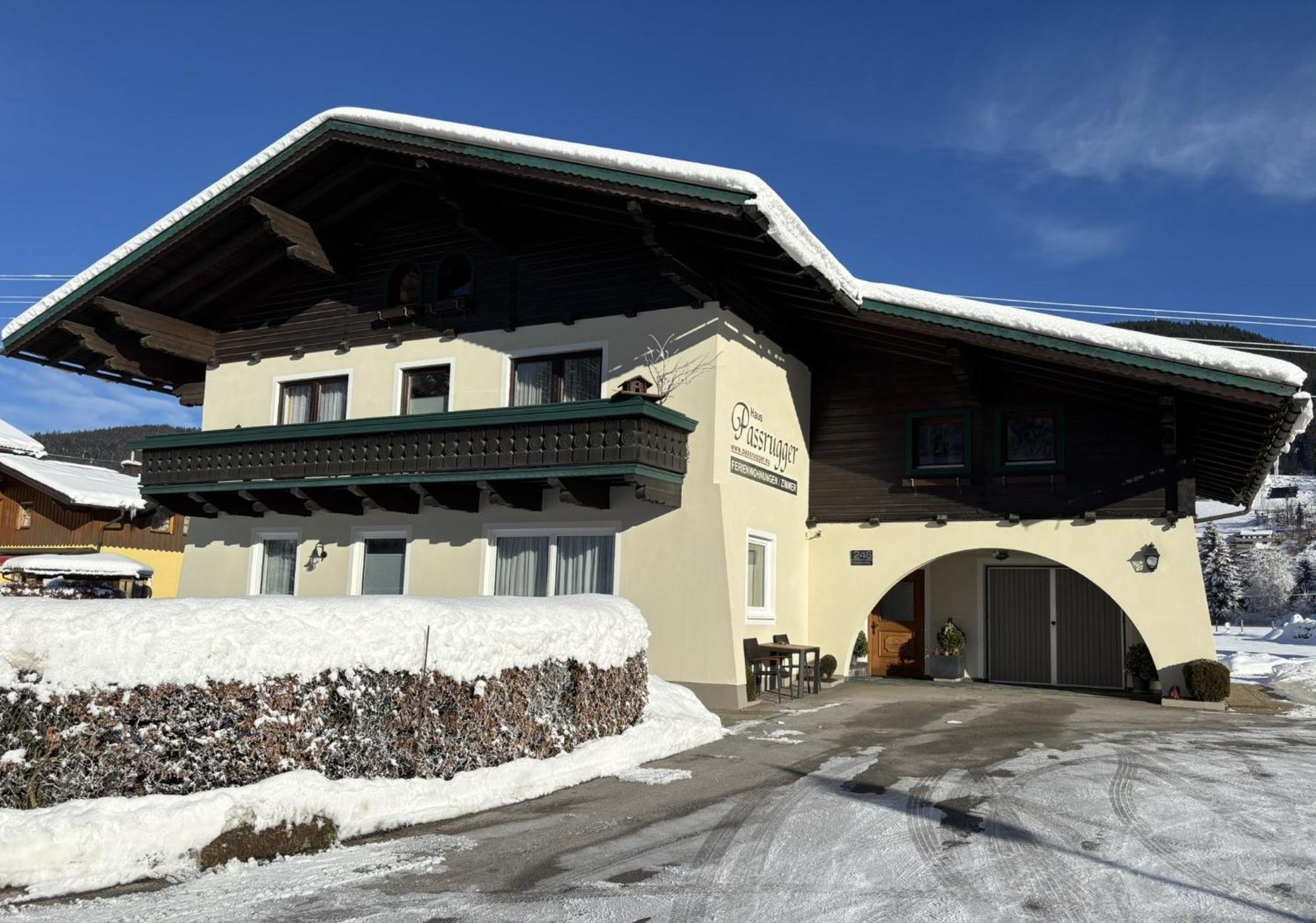 Ferienwohnungen Passrugger Eben Im Pongau Exterior photo